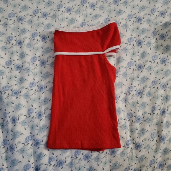 Off the shoulder crop top - Picture 2 of 3